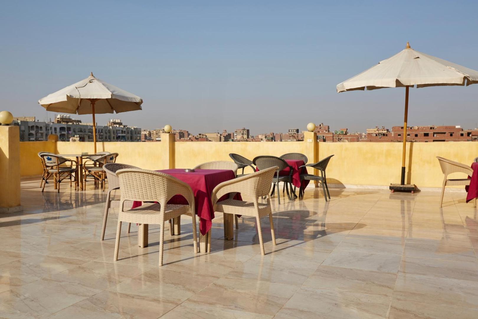 Grand Golden Pyramids View Hotel Kafret el-Gabal Dış mekan fotoğraf