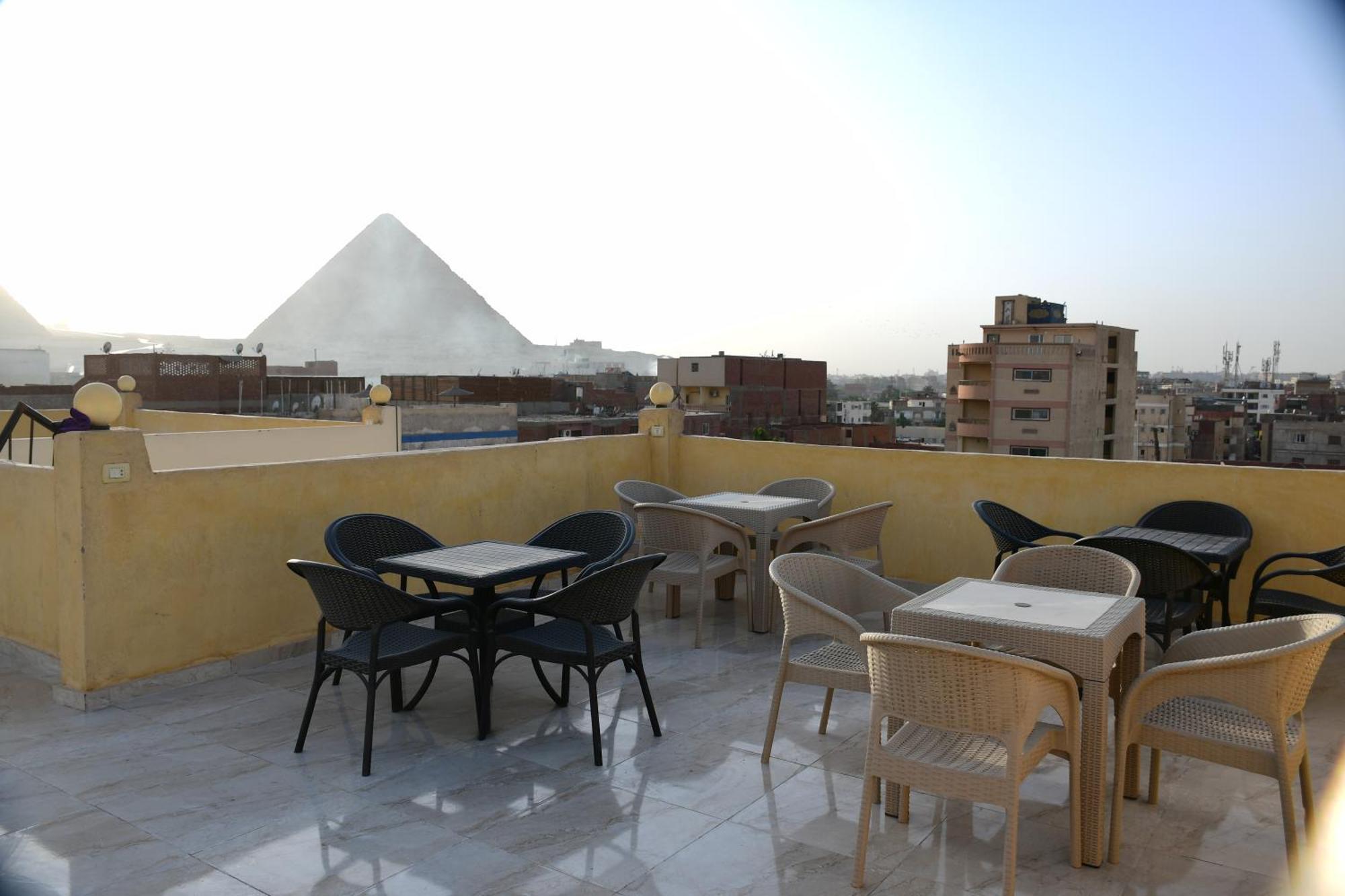 Grand Golden Pyramids View Hotel Kafret el-Gabal Dış mekan fotoğraf
