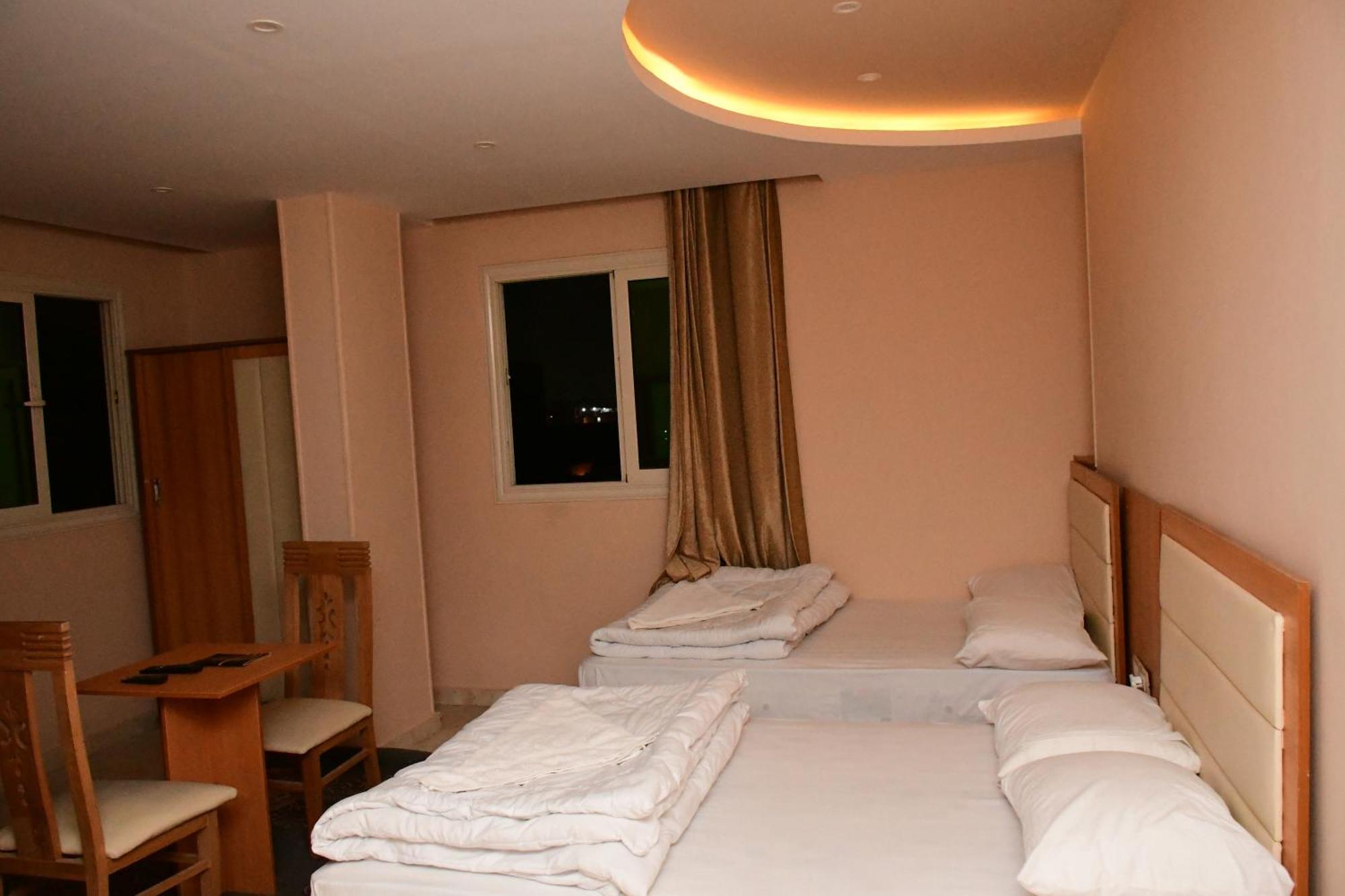 Grand Golden Pyramids View Hotel Kafret el-Gabal Dış mekan fotoğraf