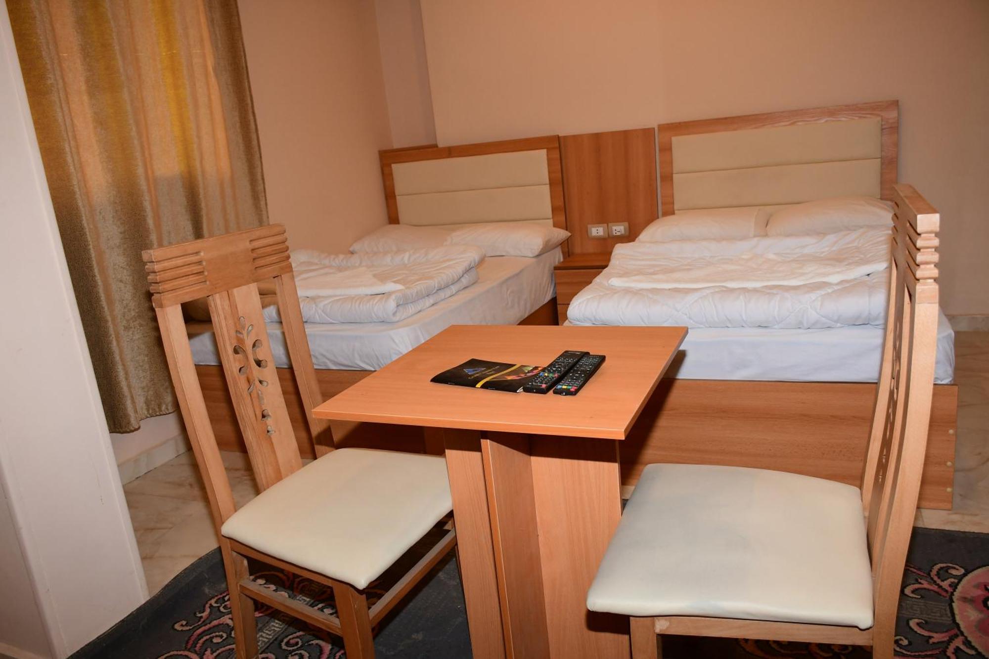 Grand Golden Pyramids View Hotel Kafret el-Gabal Dış mekan fotoğraf