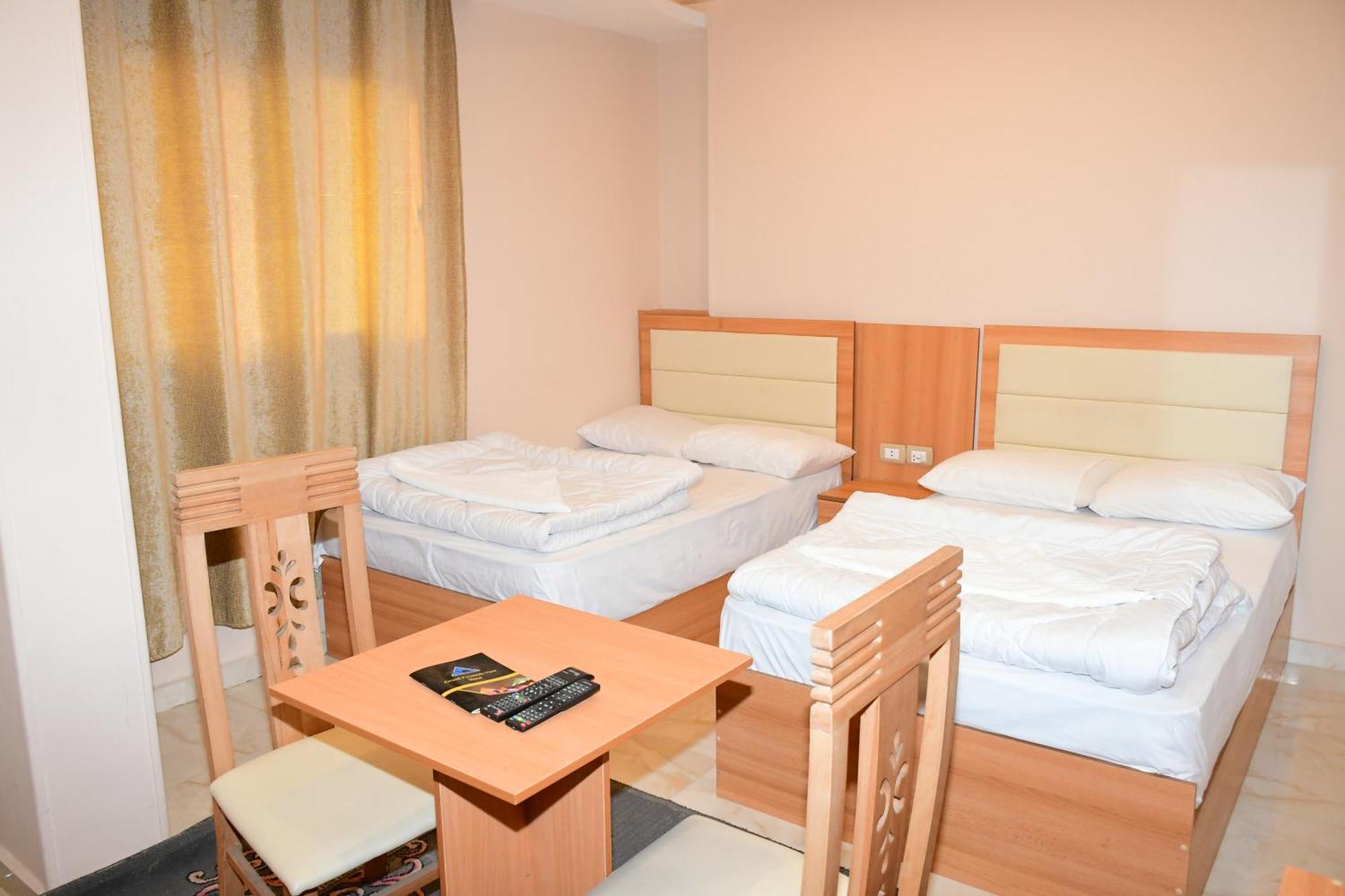 Grand Golden Pyramids View Hotel Kafret el-Gabal Dış mekan fotoğraf