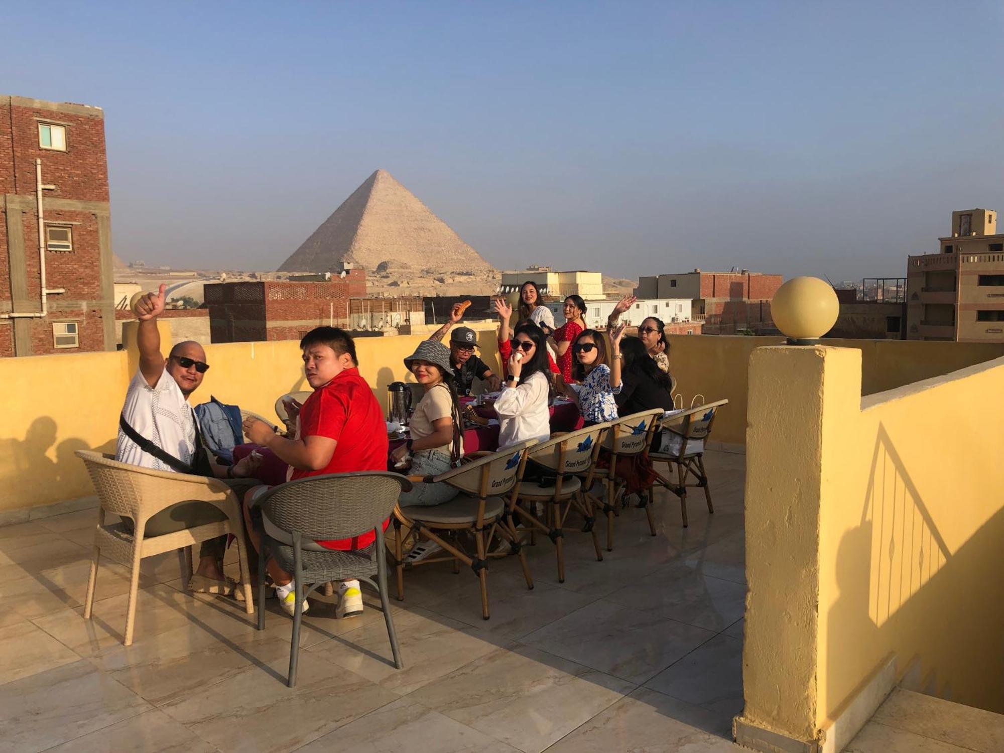 Grand Golden Pyramids View Hotel Kafret el-Gabal Dış mekan fotoğraf