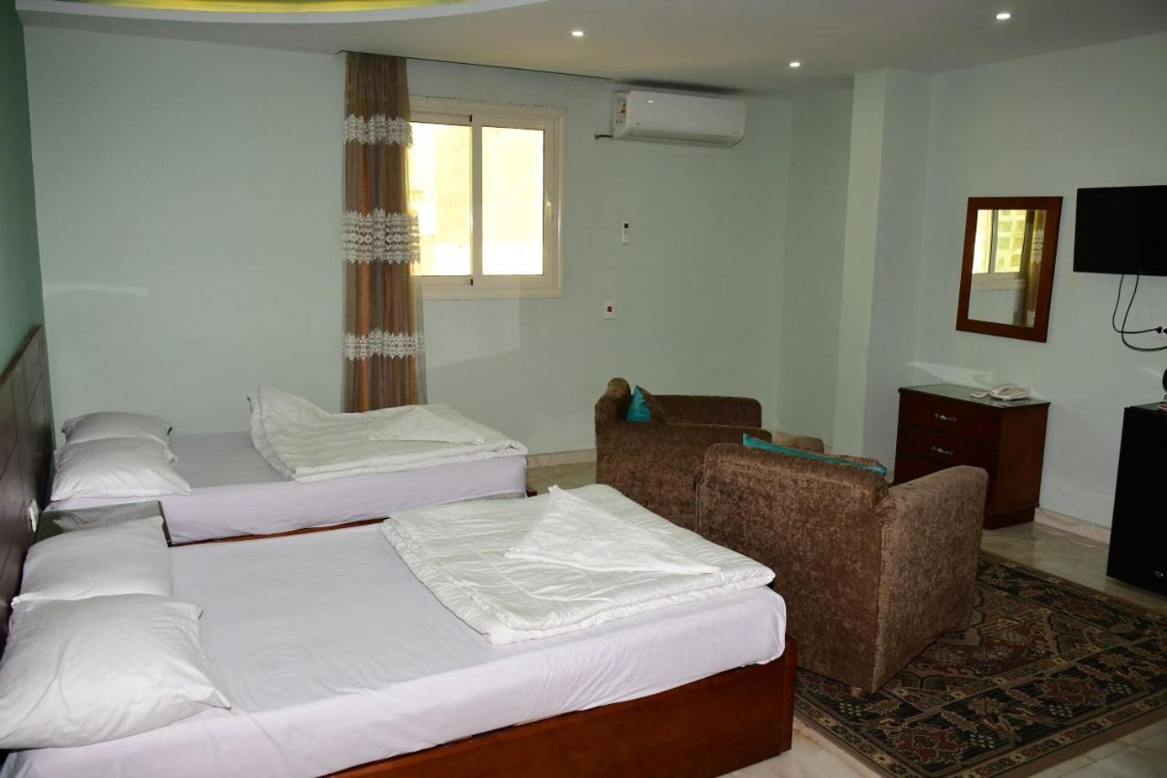 Grand Golden Pyramids View Hotel Kafret el-Gabal Dış mekan fotoğraf